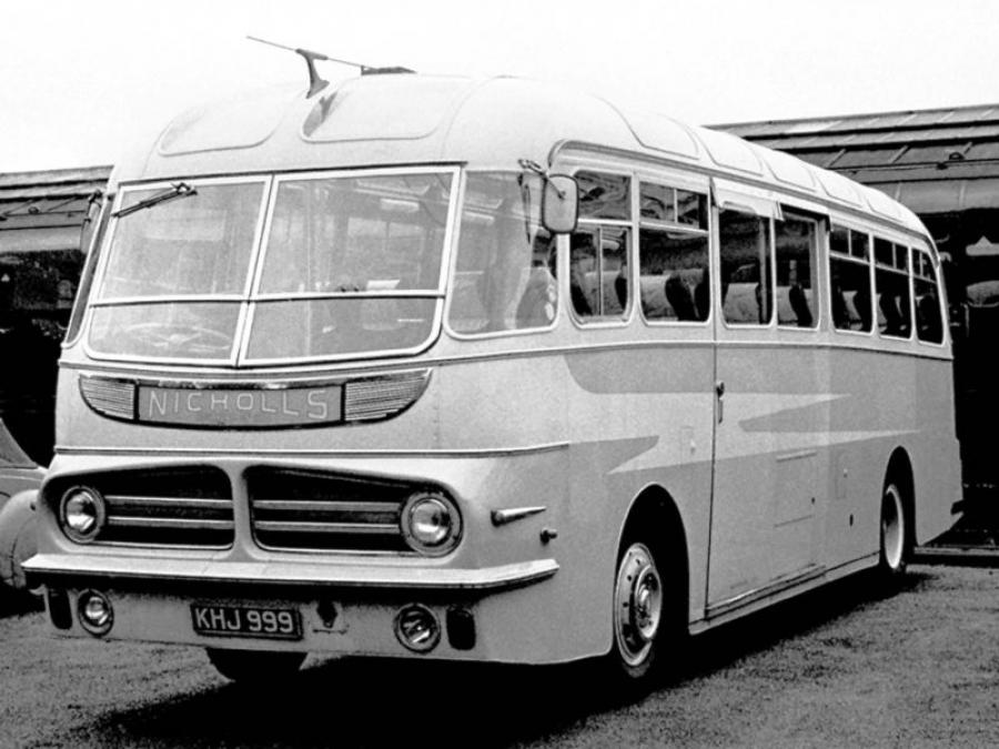 AEC Reliance MU3RV Harrington Wayfarer (C41C) (UK) '1955